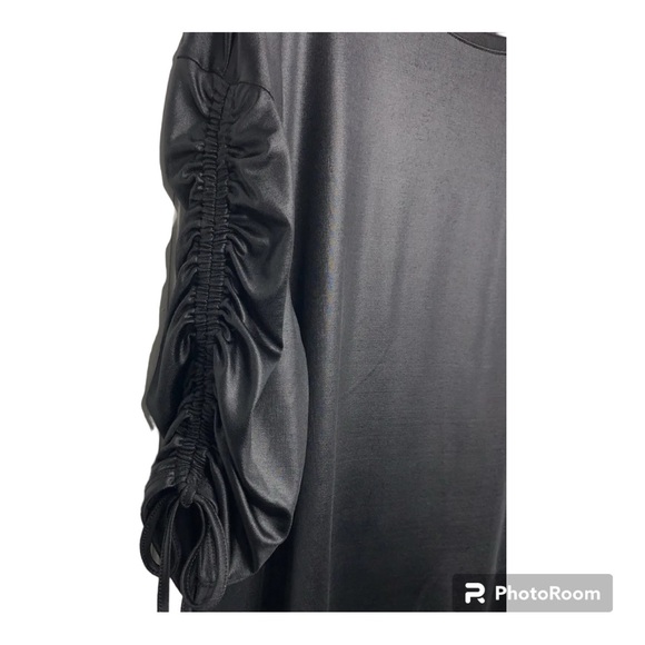 Elegant Black Blouse with Shiny Accents - Versatile Chic for Any Occasion! EUC - Picture 10 of 13